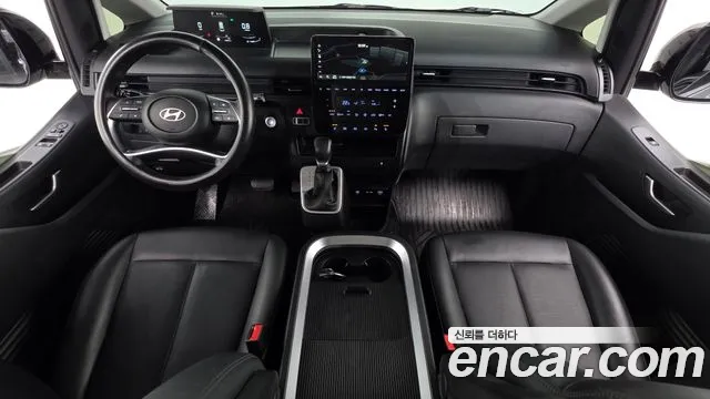 Hyundai Staria — Фото автомобиля 10