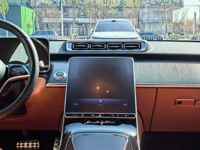 Mercedes-Benz S-Class — Фото автомобиля 13
