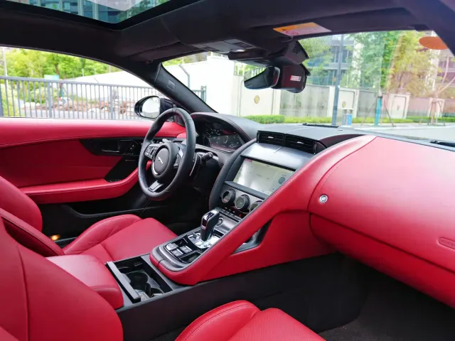 Jaguar F-Type — Фото автомобиля 7