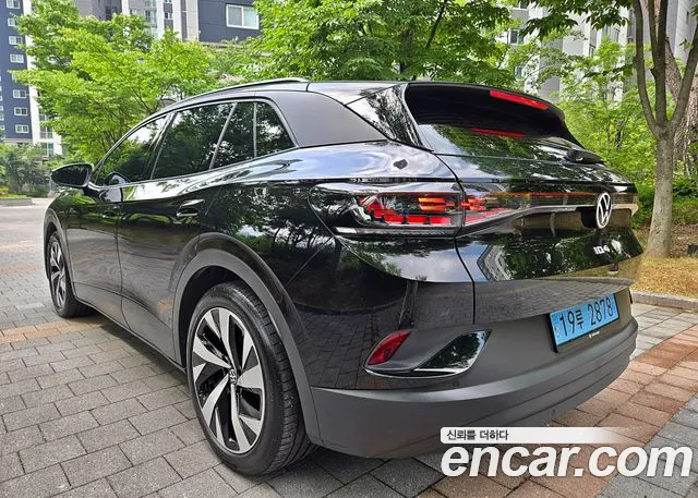 Volkswagen ID.4 — Фото автомобиля 5