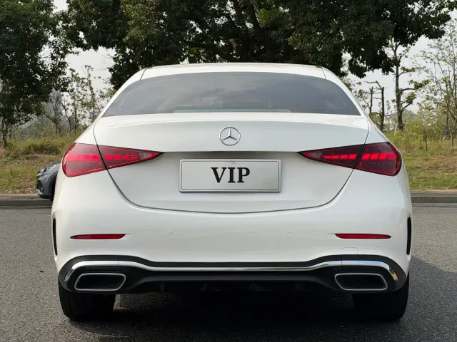 Mercedes-Benz C-Class — Фото автомобиля 4