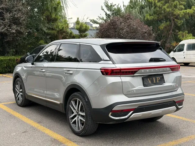 Bestune T99 — Фото автомобиля 5