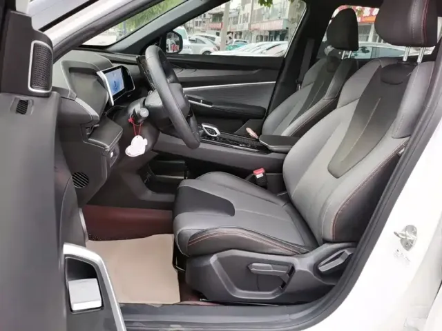 Geely Boyue 2023 Boyue COOL 1.5TD Smart Connection Edition — Фото автомобиля 14