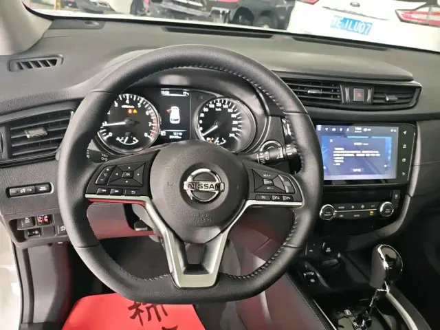 Nissan X-Trail — Фото автомобиля 16