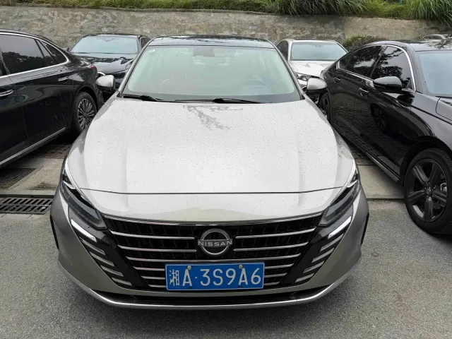 Nissan Teana — Фото автомобиля 2