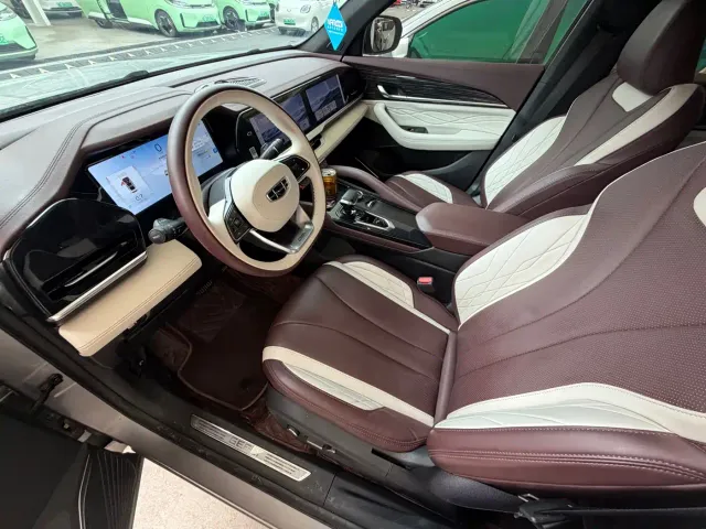 Geely Xingyue L — Фото автомобиля 9