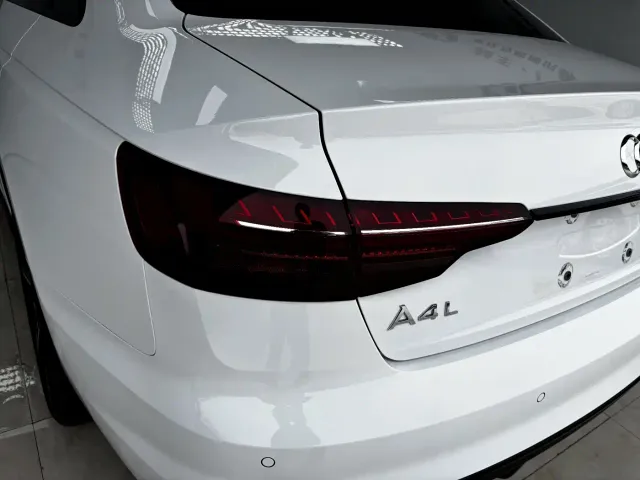 Audi A4L — Фото автомобиля 9