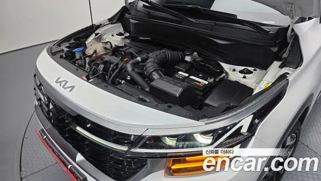 Kia Seltos Бензин 1.6 турбо 2WD — Фото автомобиля 3