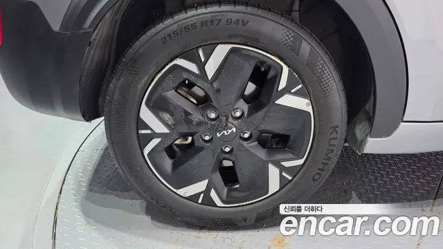 Kia Niro Niro (New) — Фото автомобиля 5