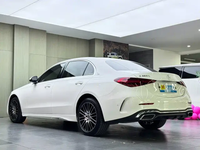 Mercedes-Benz C-Class — Фото автомобиля 6