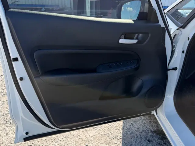 Honda Fit — Фото автомобиля 5