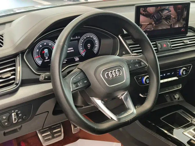 Audi Q5L — Фото автомобиля 8