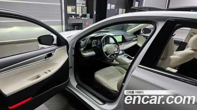 Hyundai Grandeur — Фото автомобиля 10
