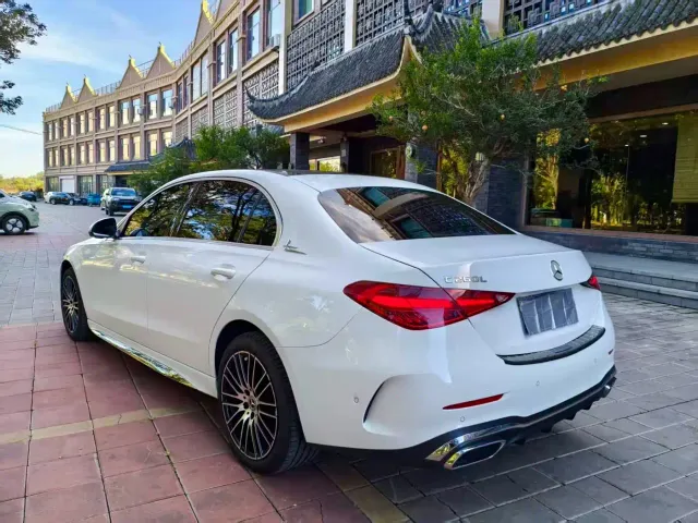 Mercedes-Benz C-Class — Фото автомобиля 3