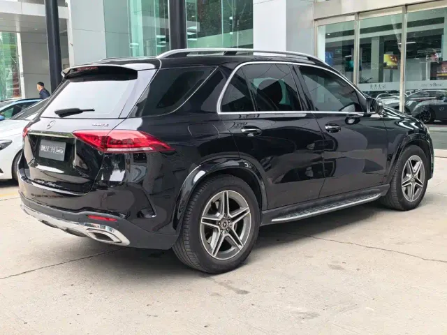 Mercedes-Benz GLE-Class — Фото автомобиля 10