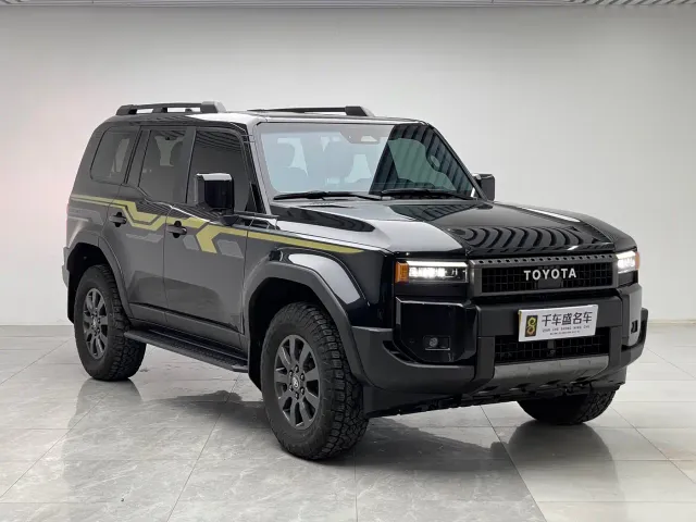 Toyota Prado — Фото автомобиля 3
