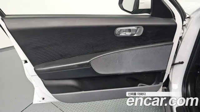 Hyundai Ioniq 6 — Фото автомобиля 12
