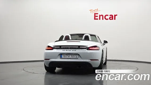 Porsche 718 — Фото автомобиля 4
