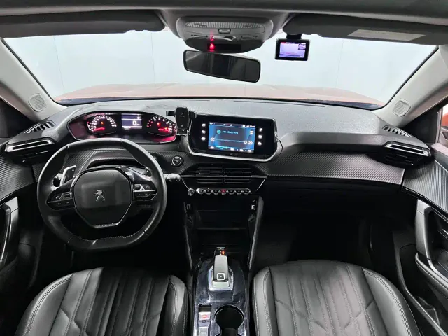 Peugeot 2008 — Фото автомобиля 11