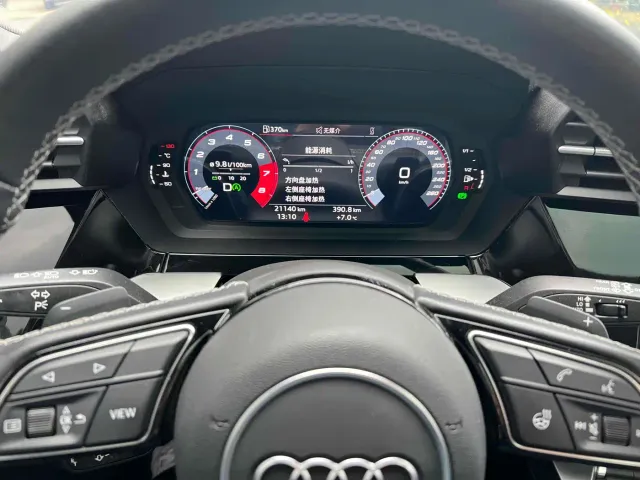 Audi A3 — Фото автомобиля 12