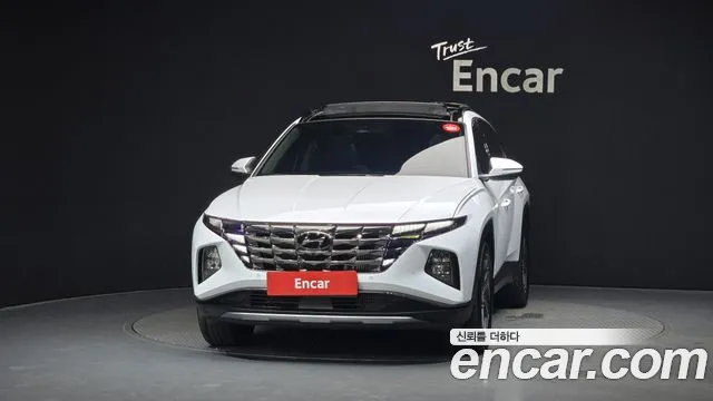 Hyundai Tucson Tucson (NX4) Дизель 2.0 2WD — Фото автомобиля 3