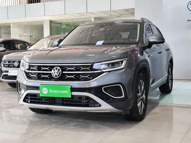 Фотография автомобиля — Volkswagen Tayron