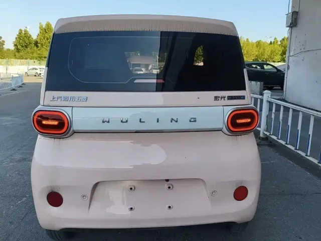 Wuling Hongguang Mini EV — Фото автомобиля 5
