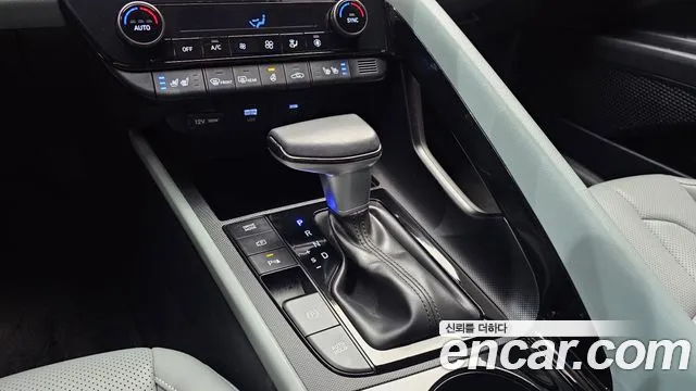 Hyundai AVANTE Новый Avante (CN7) — Фото автомобиля 9