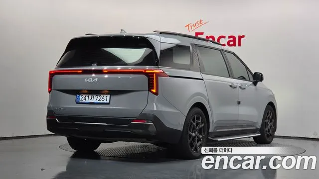 Kia Carnival 4th Gen — Фото автомобиля 2