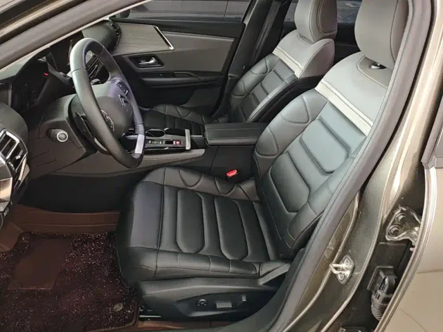 Citroen C5 X — Фото автомобиля 14