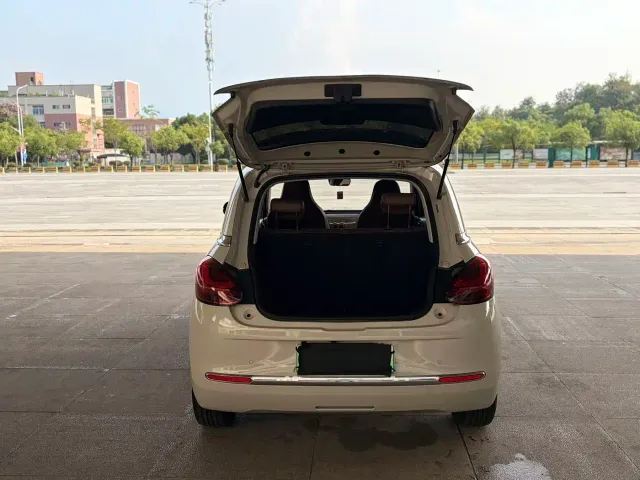 Wuling Bingo — Фото автомобиля 8