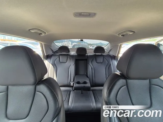 Hyundai AVANTE Avante (CN7) — Фото автомобиля 12