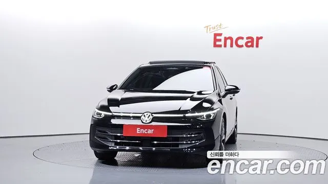 Фотография автомобиля — Volkswagen Golf