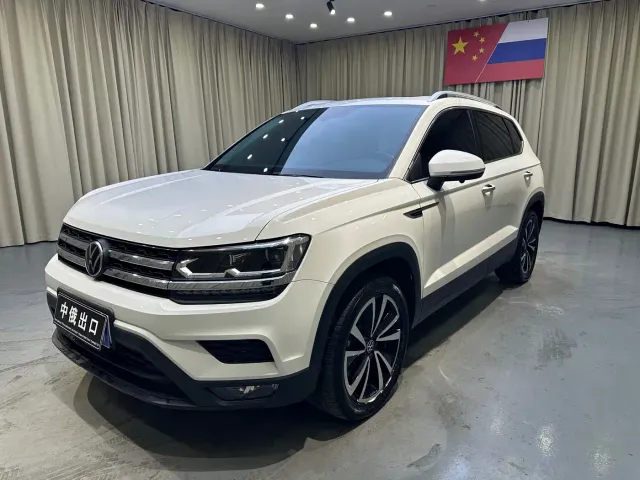Фотография автомобиля — Volkswagen Tharu