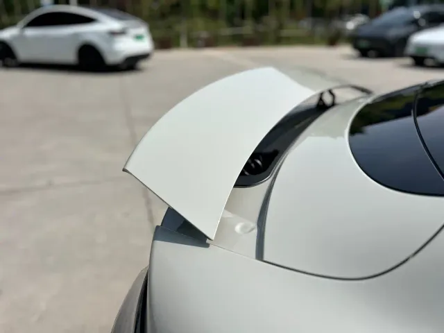Xiaomi SU7 — Фото автомобиля 22