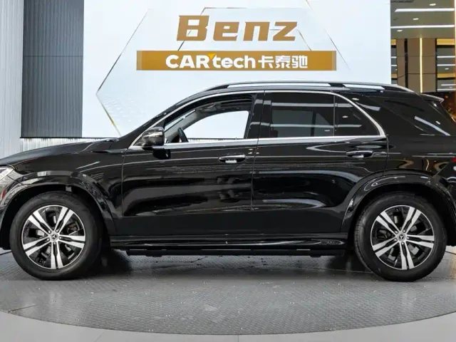 Mercedes-Benz GLE-Class — Фото автомобиля 3