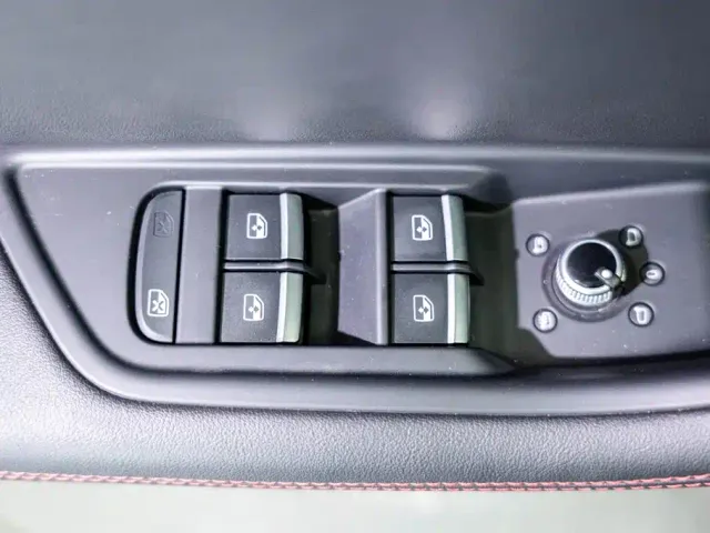Audi A4L — Фото автомобиля 19