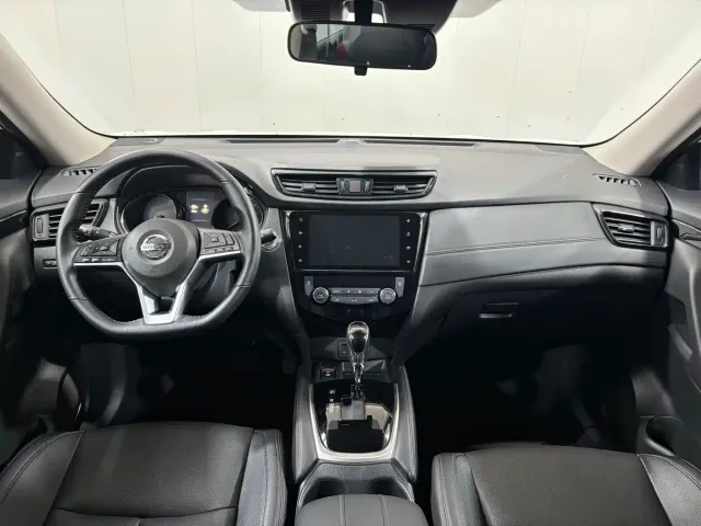 Nissan X-Trail — Фото автомобиля 10