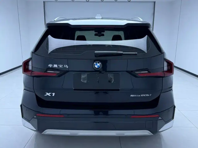 BMW X1 — Фото автомобиля 5