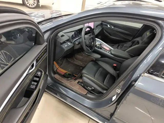 Geely Xingrui — Фото автомобиля 15
