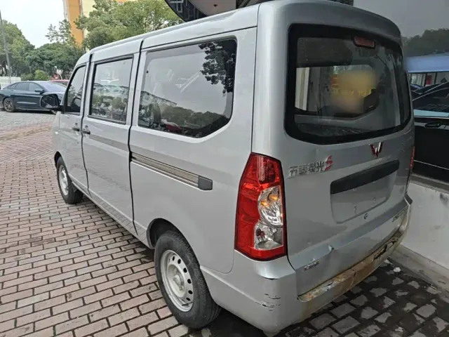 Wuling Rongguang S — Фото автомобиля 4