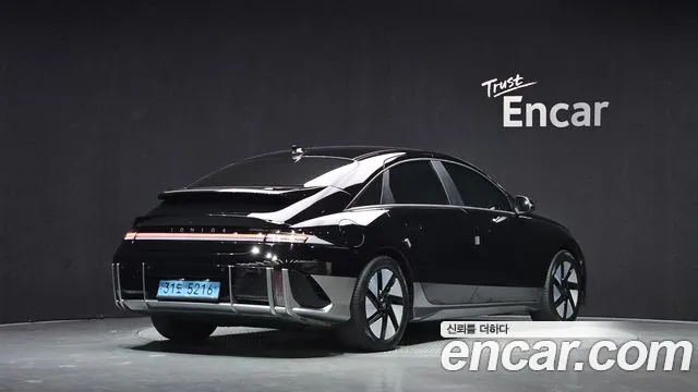 Hyundai Ioniq 6 — Фото автомобиля 2