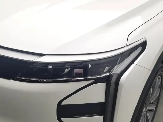 Exeed RX — Фото автомобиля 7
