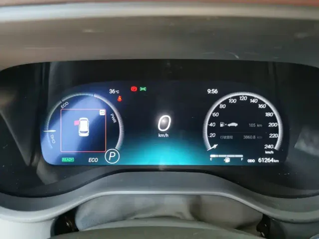Toyota Sienna — Фото автомобиля 11