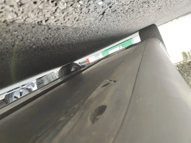 Tesla Model Y — Фото автомобиля 17