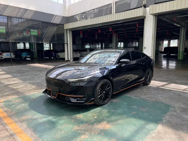 Фотография автомобиля — Changan UNI-V