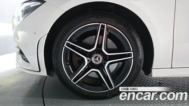 Mercedes-Benz CLA-Class — Фото автомобиля 5
