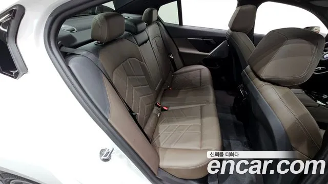 BMW 5-Series — Фото автомобиля 11