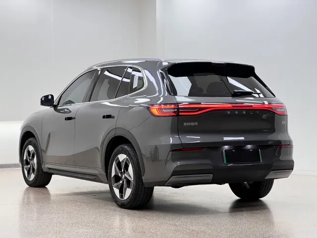 Geely Galaxy E5 — Фото автомобиля 4