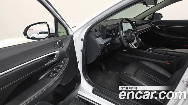 Hyundai Sonata — Фото автомобиля 15